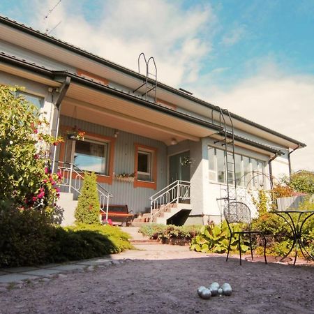 Apartment Hotel Kuukkarin Kortteeri Pori Exterior foto